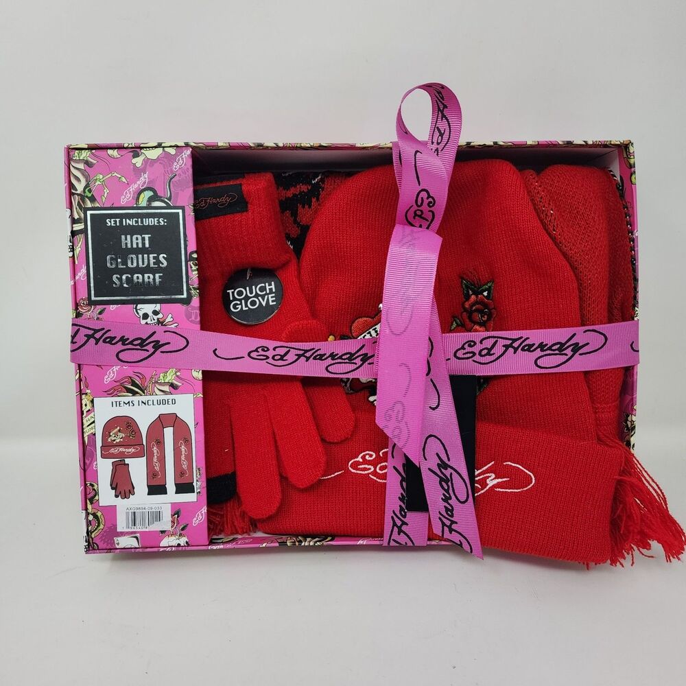 Ed Hardy Gift Set Red Love Kills Slowly Gloves Skull Rose Beanie Fringe Scarf